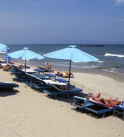 BIỂN CỬA ĐẠI ĐANG THU HÚT ĐÔNG ĐẢO LƯỢNG KHÁCH DU LỊCH NƯỚC NGOÀI